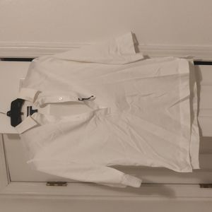 white 3/4 sleeve shirt